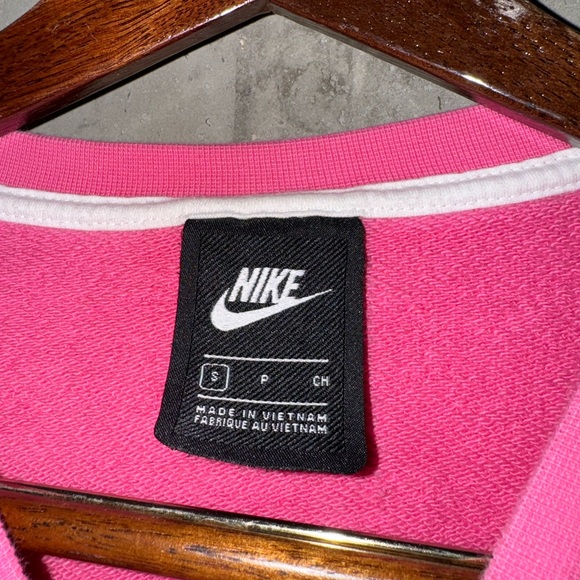 Pink Nike Crewneck - Picture 4 of 6